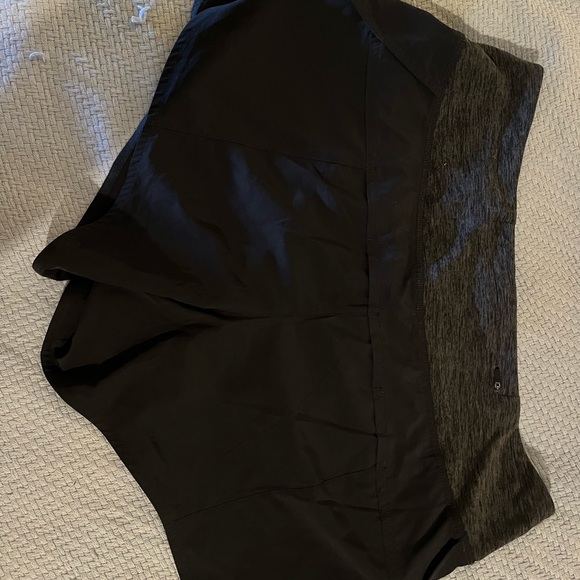 Lole shorts - Picture 3 of 4